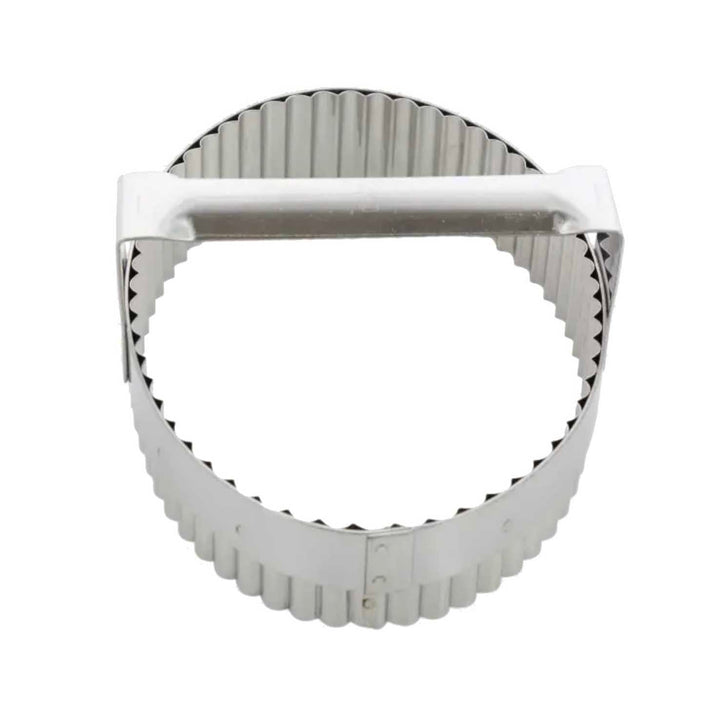 MATFER BOURGEAT Stainless Steel Turnover Cutter with Handle, 6 3/4" - Canadian Distribution - Ships Free Within Canada on Orders Above CAD $199