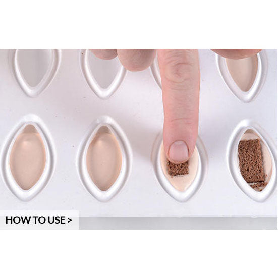 SILIKOMART Quenelle 24 (moule en silicone) - Distribution canadienne - Livraison gratuite au Canada pour les commandes de plus de 199 CAD