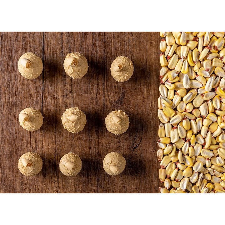 REPUBLICA DEL CACAO Ecuador 33% with Roasted Corn – White Chocolate Couverture - Canadian Distribution - Ships Free Within Canada on Orders Above CAD $199
