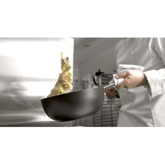 SCANPAN TechnIQ Bistro Poêle antiadhésive profonde, 26 cm (10,2 po) – Distribution canadienne – Livraison gratuite au Canada pour les commandes de plus de 199 $ CA