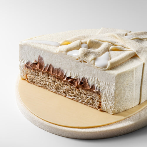 VALRHONA Amatika Blanche 35% Vegan White Chocolate Couverture 3kg - Canadian Distribution - Ships Free Within Canada on Orders Above CAD $199
