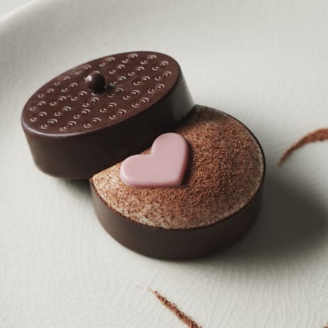 VALRHONA Hukambi 53% Brazil Milk Chocolate Couverture - Canadian Distribution - Ships Free Within Canada on Orders Above CAD $199