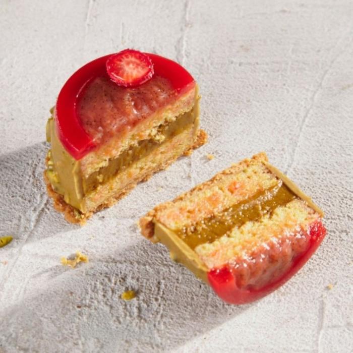 VALRHONA Pistachio Praliné 42% - Canadian Distribution - Ships Free Within Canada on Orders Above CAD $199