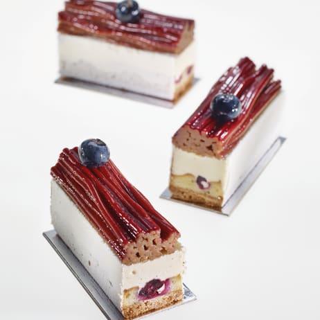 VALRHONA Waina 35% Organic White Chocolate Couverture 3kg - Canadian Distribution - Ships Free Within Canada on Orders Above CAD $199
