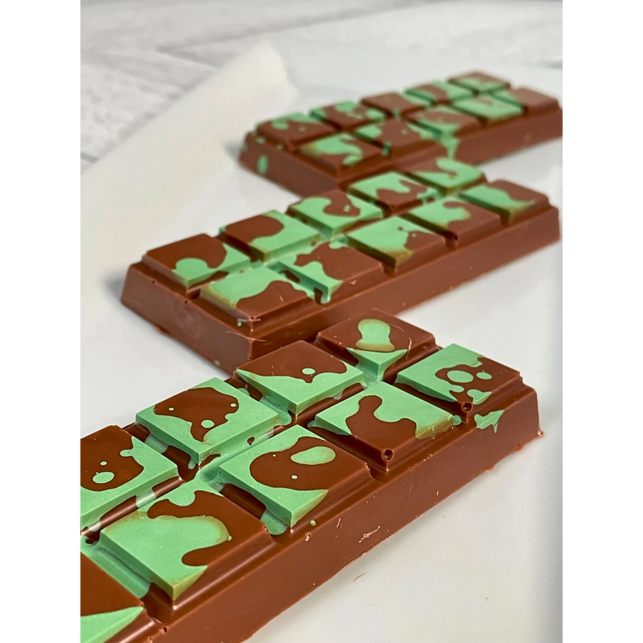 Private Label With Your Brand Name - Dubai Chocolate Bar aka Pistachio Kunafa Chocolate Bar - 70g Size Format - Made In Canada