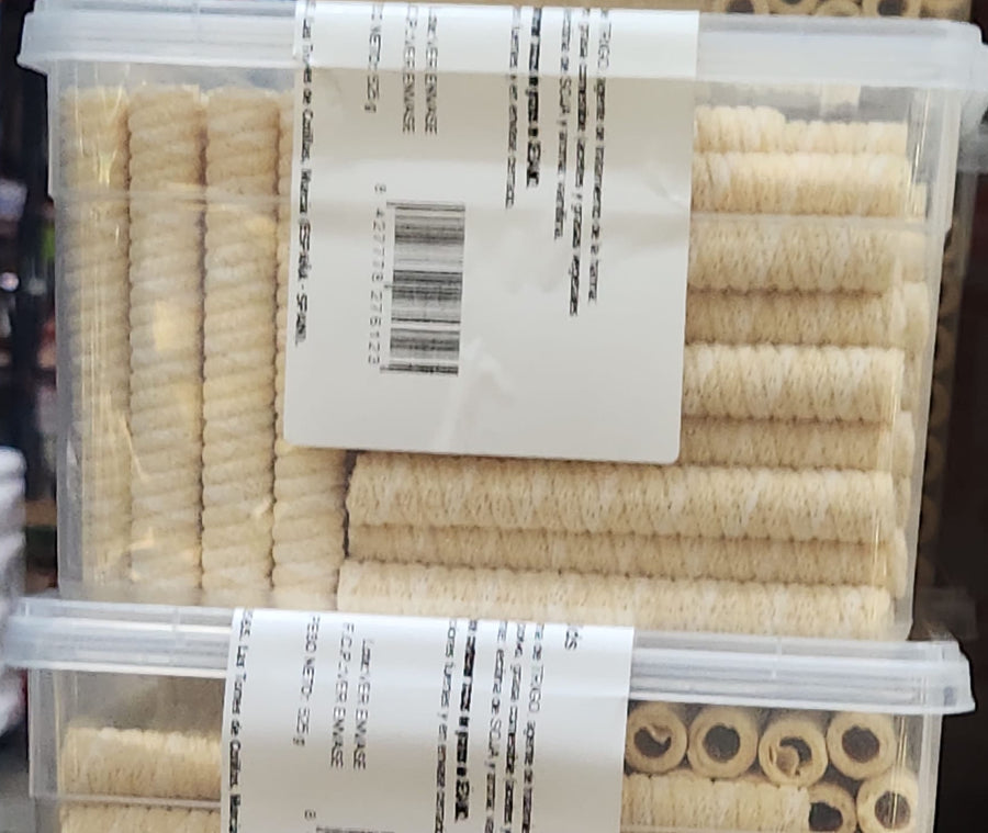 Wafer Rolls - Confiletas - 525g - Canadian Distribution - Ships Free Within Canada on Orders Above CAD $199