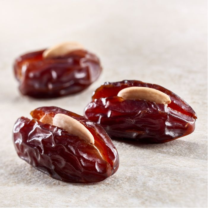 Premium Khidri Dates with Roasted Almond