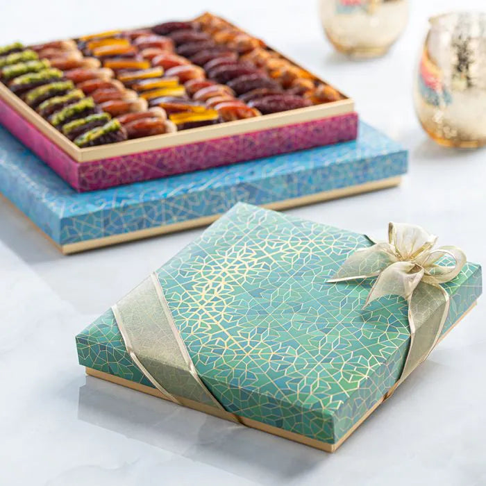 Crescent Gift Box - Bateel Premium Dates - Luxury Gifts