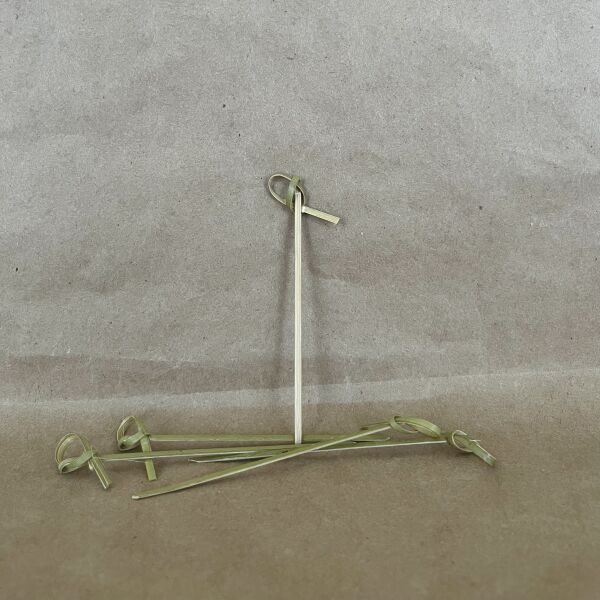 4" Bamboo Sandwich Spike 1000/10,000 case - Disposable Take Away Food Packaging - Canadian Distribution