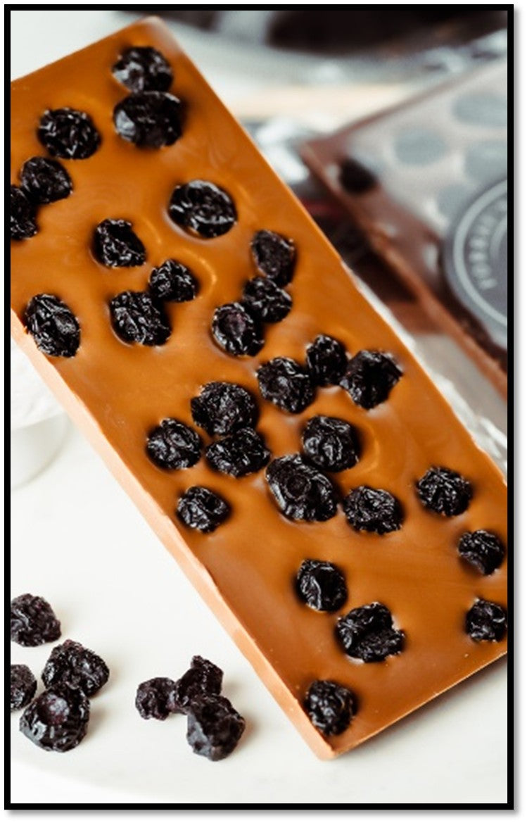 Milk Chocolate Blueberry Bar (100g) - Sold by the case of 24 x 100g bars - Canadian distributor of Forrat's Chocolates
