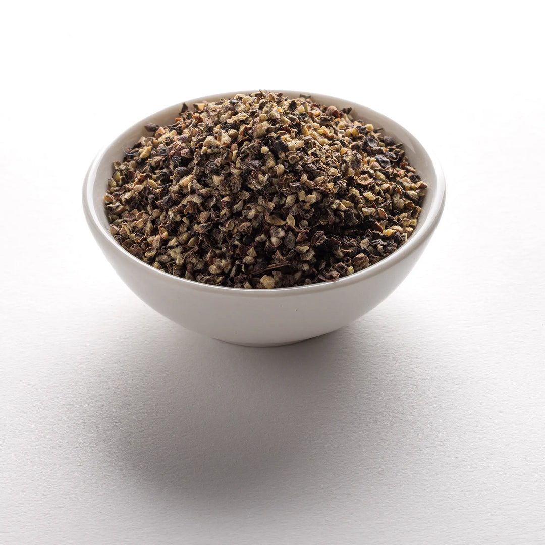 Cracked Black Pepper - 16 oz Piece - CW Canada - Canadian Distribution