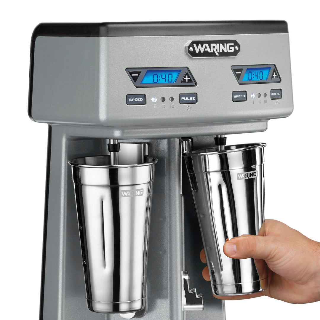 WDM240TX Mélangeur de boissons robuste à double broche avec minuterie et fonctionnement mains libres par Waring Commercial
