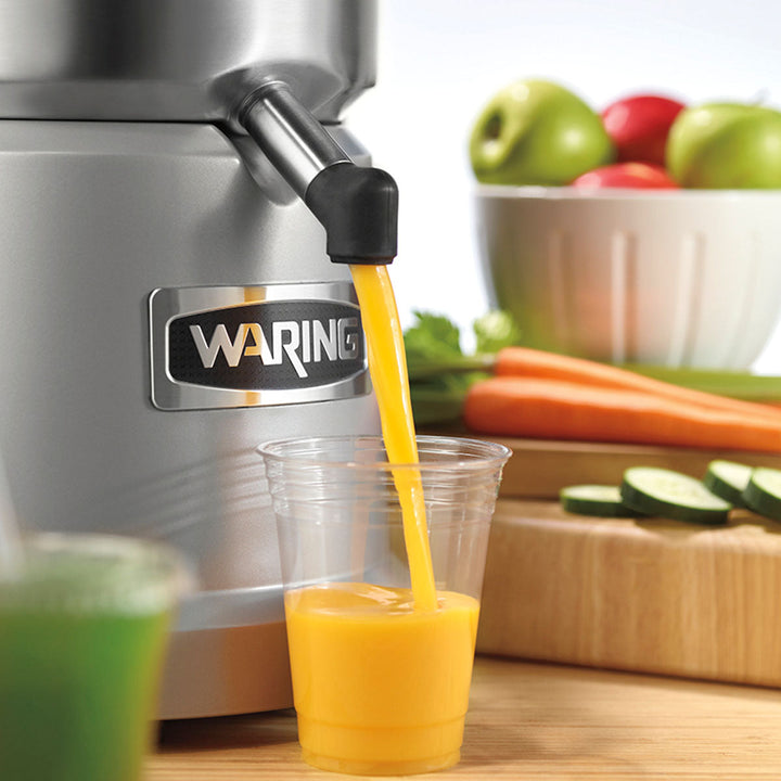 WJX80 Heavy-Duty Pulp-Eject Juice Extractor by Waring Commercial