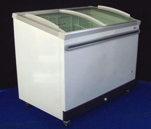 Celcold CATF40 - 40" Angle-Top Ice Cream Display Freezer - 9.5 Cu. Ft.